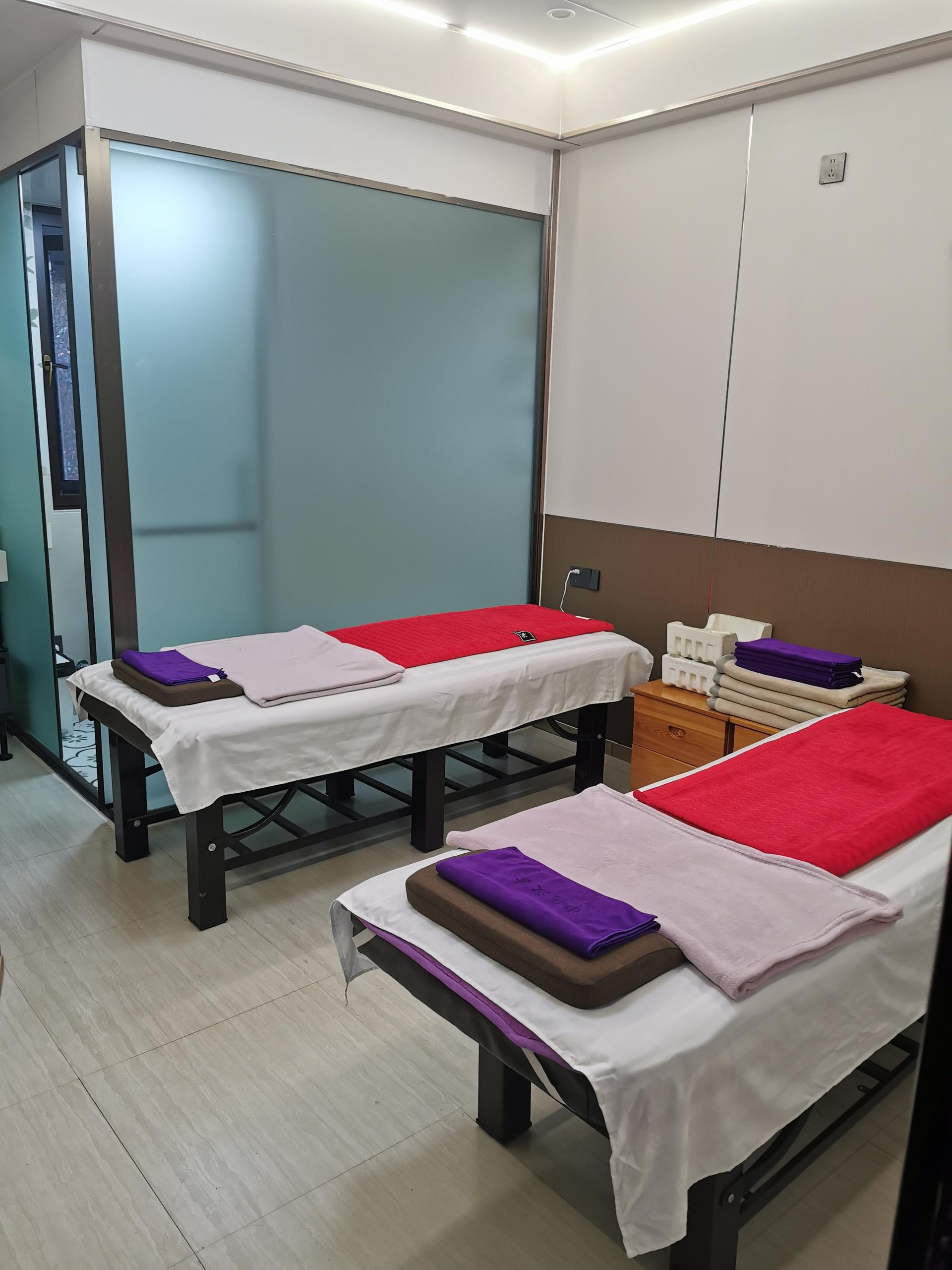 弘汉唐国医馆门店意象
